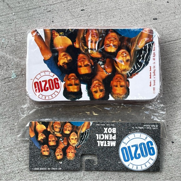 Vintage 1991 Beverly Hills 90210 Metal Collectible Pencil case Deadstock - Picture 3 of 11